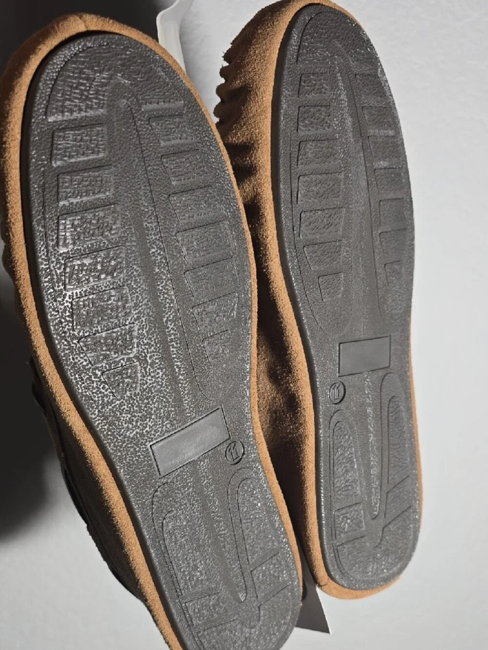 Goodfellow & Co Men’s Brown Suede Moccasin Slippers - Size 11